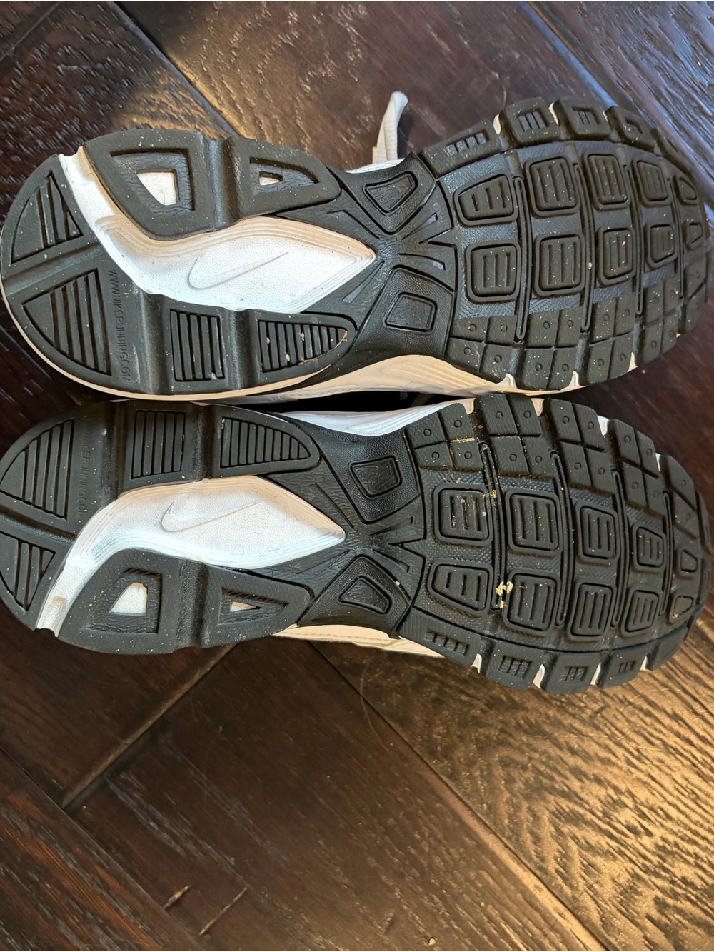 Nike Initiator Running Shoe - Women's 7 - Picture 7 of 8